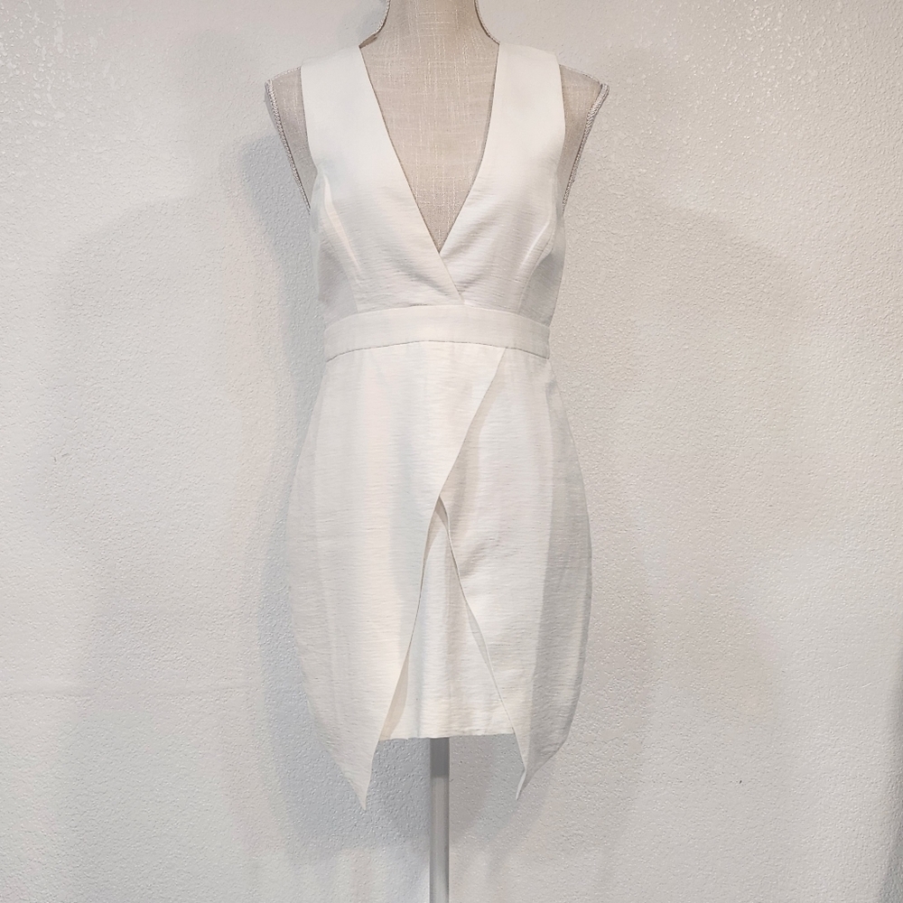 Finders Keepers Basic Instinct White Open Back As… - image 1